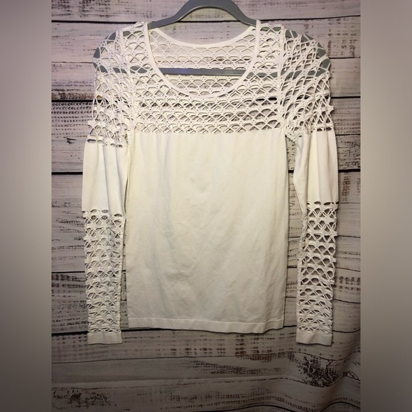 VENUS White Crochet Long Sleeve Top Medium - Picture 1 of 9